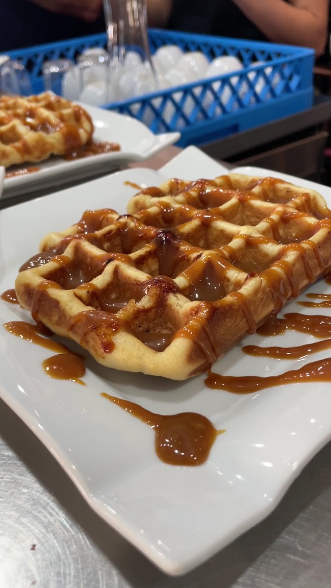 Cafeteria El Gofre-2